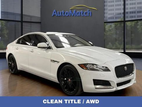 Used 2016 Jaguar XF Prestige image 1