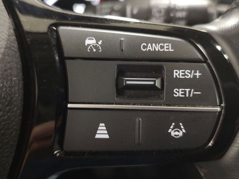 Used 2024 Honda Pilot EX-L image 18