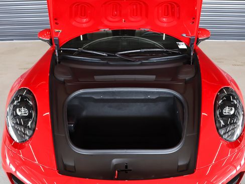 Used 2026 Porsche 911 Carrera image 28