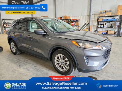 Used 2022 Ford Escape SE w/ Cold Weather Package FWD image 5