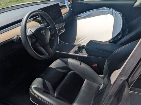 Used 2020 Tesla Model 3 Long Range AWD/4WD image 4