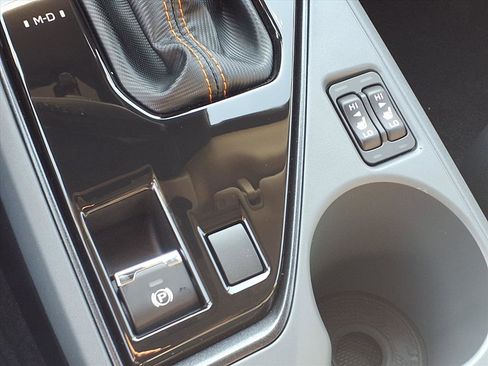 New 2025 Subaru Crosstrek 2.5i Limited w/ Crosstrek Mirror Package image 9