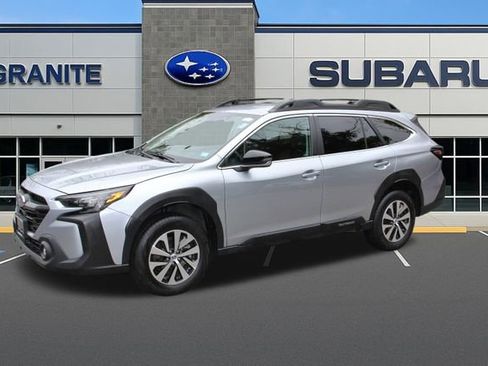 Certified 2025 Subaru Outback Premium image 6