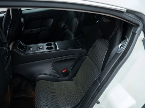 Used 2014 Aston Martin Rapide S image 33