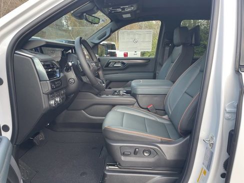 New 2026 GMC Yukon AT4 w/ AT4 Premium Plus Package image 10