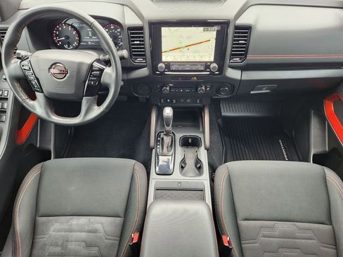 Used 2022 Nissan Frontier Pro-X RWD image 25