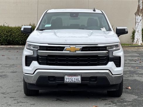 Used 2025 Chevrolet Silverado 1500 LT image 9