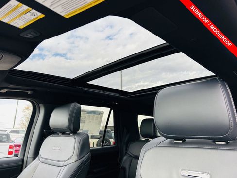 New 2025 Ford Expedition Platinum w/ Stealth Performance Package image 4