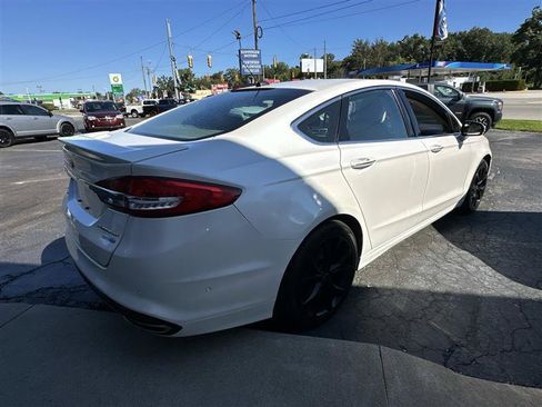 Used 2017 Ford Fusion Platinum AWD/4WD image 2