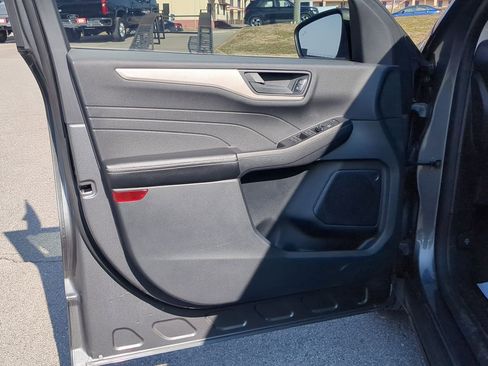 Used 2021 Ford Escape S image 23