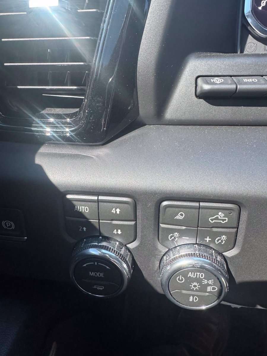 Certified 2026 GMC Sierra 1500 AT4 w/ AT4 Premium Package AWD/4WD image 25