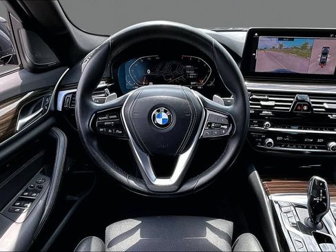 Used 2021 BMW 530i RWD image 5