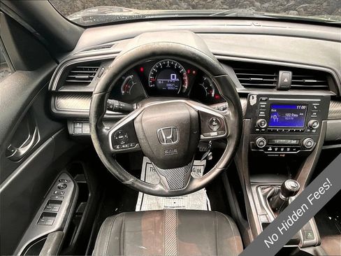 Used 2018 Honda Civic Sport image 5