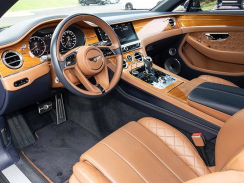 Used 2020 Bentley Continental GT AWD/4WD image 28