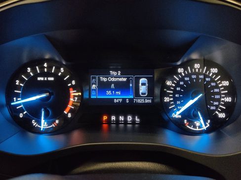 Used 2018 Ford Fusion SE FWD image 23