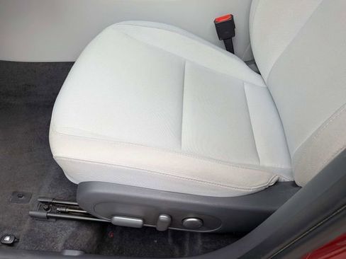 Used 2025 Hyundai Kona SEL AWD/4WD image 15