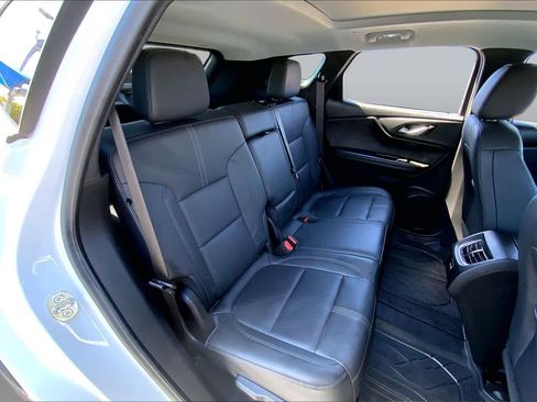 Used 2022 Chevrolet Blazer LT w/ LPO, Black Accent Package FWD image 20
