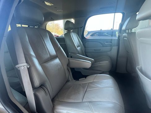 Used 2009 Chevrolet Tahoe LT w/ Luxury Package image 17