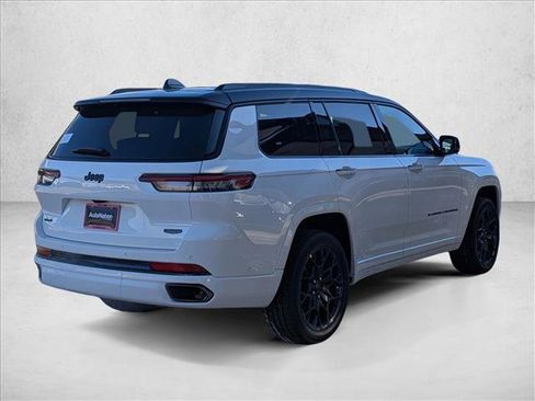 New 2025 Jeep Grand Cherokee L Summit image 2