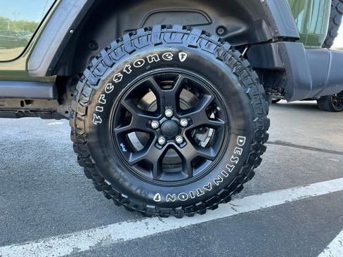 Used 2021 Jeep Wrangler Unlimited Sport AWD/4WD image 31