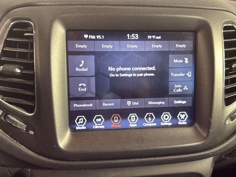 Used 2020 Jeep Compass Trailhawk image 14