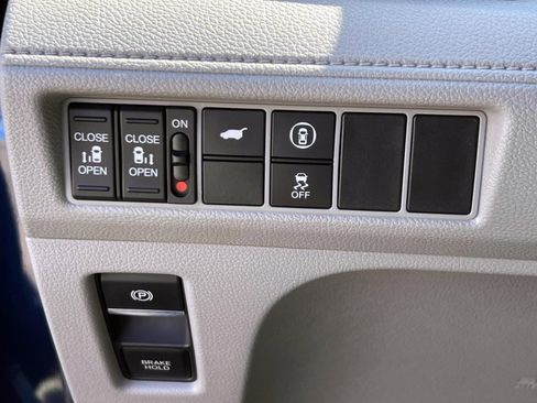 Certified 2023 Honda Odyssey EX-L image 22