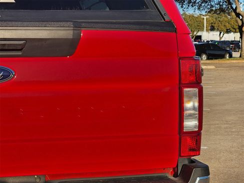 Used 2022 Ford F350 XLT w/ XLT Value Package image 16
