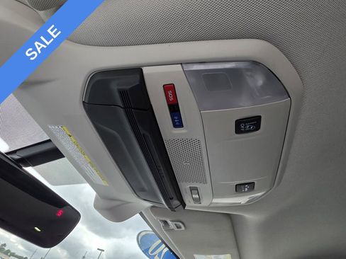 Used 2020 Subaru Ascent Premium w/ Convenience Package image 31