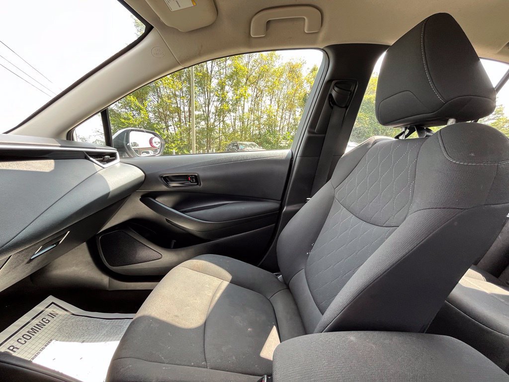 Used 2022 Toyota Corolla LE FWD image 26