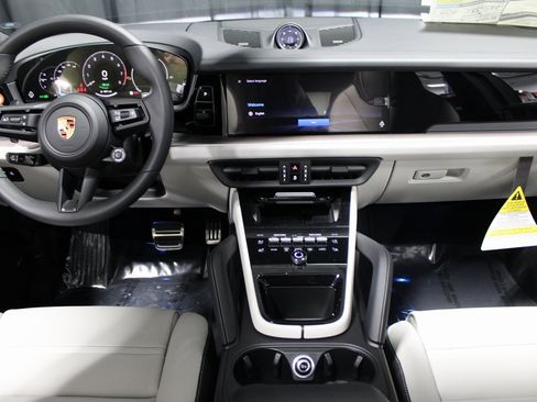 New 2026 Porsche Cayenne E-Hybrid image 29