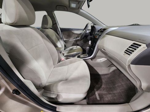 Used 2010 Toyota Corolla Base 4DR SEDAN 5M image 23