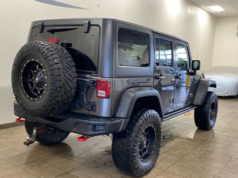 Used 2017 Jeep Wrangler Unlimited Rubicon image 7