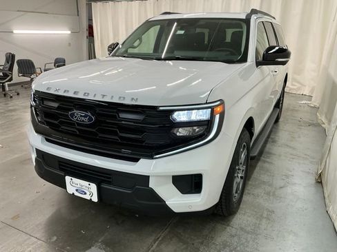 New 2026 Ford Expedition Max Active image 10