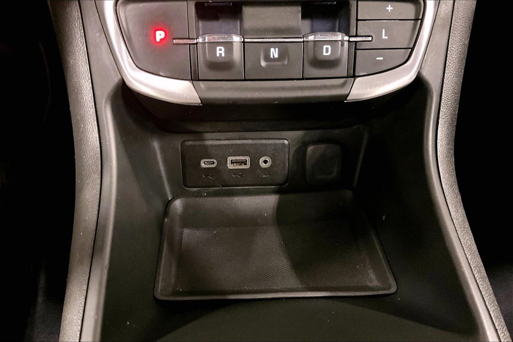 Used 2022 GMC Terrain SLE w/ Driver Convenience Package AWD/4WD image 17