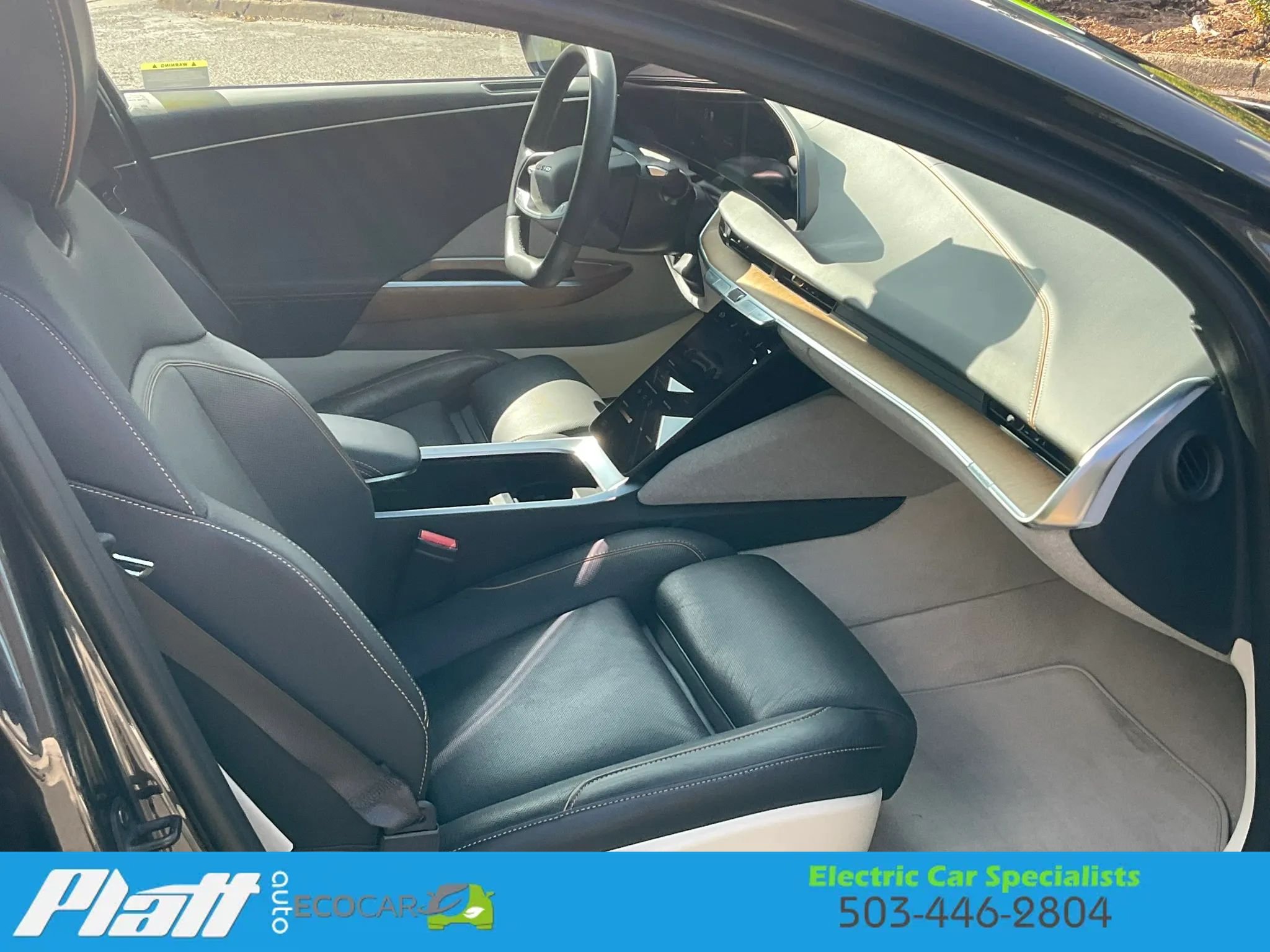 Used 2024 Lucid Air Touring AWD/4WD image 45