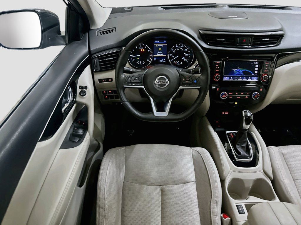 Used 2019 Nissan Rogue Sport SL FWD image 21