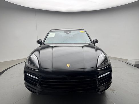 Certified 2022 Porsche Cayenne Platinum Edition AWD/4WD image 9