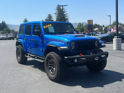 Used 2026 Jeep Wrangler Unlimited Rubicon AWD/4WD image 3