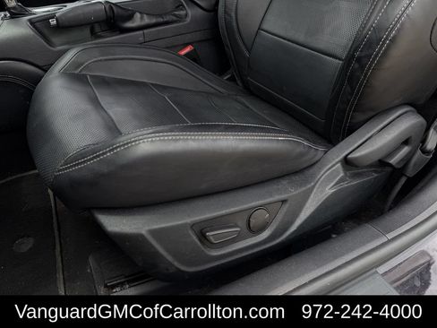 Used 2022 Ford Mustang Coupe RWD image 26