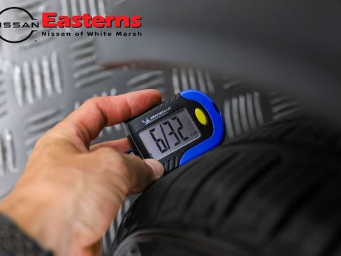 Used 2020 Nissan Kicks SR image 58