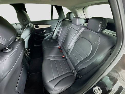 Used 2022 Mercedes-Benz GLC 300 GLC 300 image 23