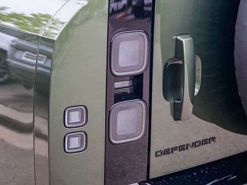 New 2026 Land Rover Defender 130 S AWD/4WD image 7
