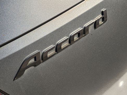 Used 2010 Honda Accord EX-L image 12