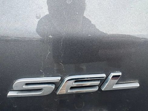 Used 2023 Ford Edge SEL AWD/4WD image 7