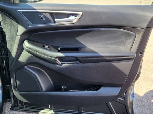 Used 2020 Ford Edge SEL AWD/4WD image 17