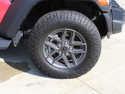 Certified 2024 Jeep Wrangler Unlimited Sport AWD/4WD image 37