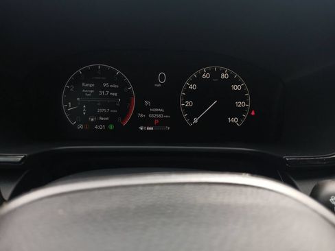 Used 2025 Honda CR-V EX image 18