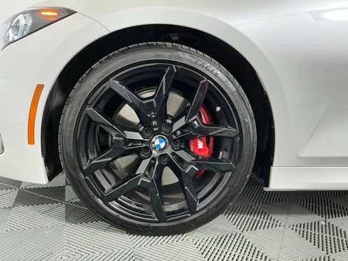 Certified 2025 BMW 330i Sedan w/ M Sport Package RWD image 31