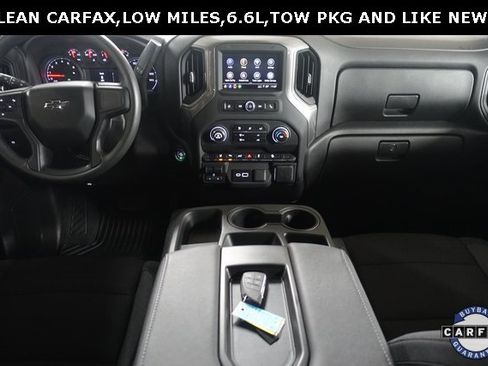 Used 2025 Chevrolet Silverado 2500 Custom w/ Custom Value Package image 2