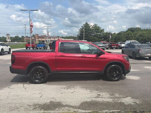 Used 2025 Honda Ridgeline Black Edition image 7